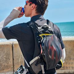 伯希和戶外休閑登山包男女騎行徒步雙肩包運動旅行野營防潑水